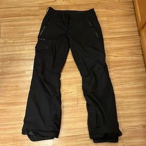Women’s Dakine Snow pants Gore-Tex size LG worn once.